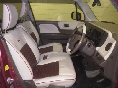 SUZUKI MRWAGON