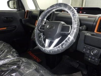 DAIHATSU TANTO FUN CROSS