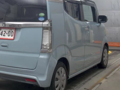 HONDA N BOX SLASH