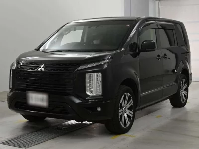 MITSUBISHI DELICA D5