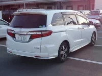 Цена авто Honda Odyssey с аукционов Японии, номер кузова RC4, пробег 132 000, оценка 2