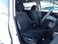 Цена авто Honda Odyssey с аукционов Японии, номер кузова RC4, пробег 132 000, оценка 2