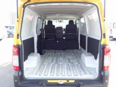 NISSAN NV350 CARAVAN
