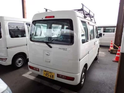 DAIHATSU HIJET VAN
