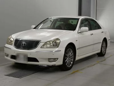 TOYOTA CROWN MAJESTA
