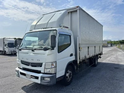 MITSUBISHI CANTER