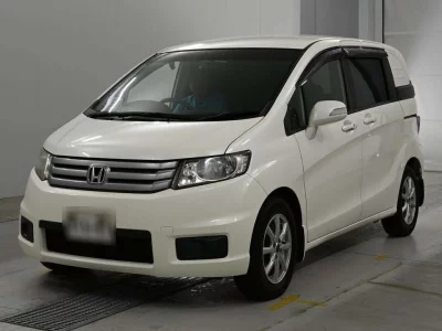 HONDA FREED SPIKE
