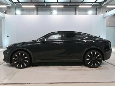 TOYOTA CROWN CROSSOVER