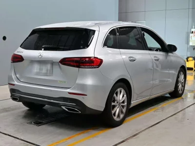 MERCEDES BENZ B CLASS