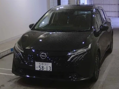 NISSAN AURA