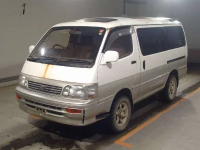 TOYOTA HIACE