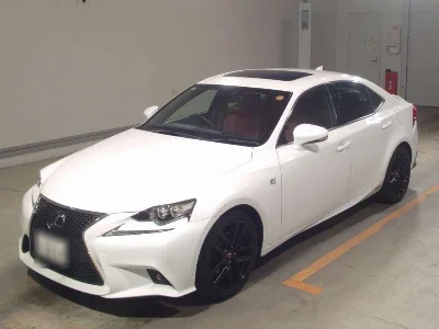 LEXUS IS