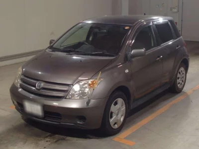 TOYOTA IST