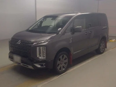 MITSUBISHI DELICA D5