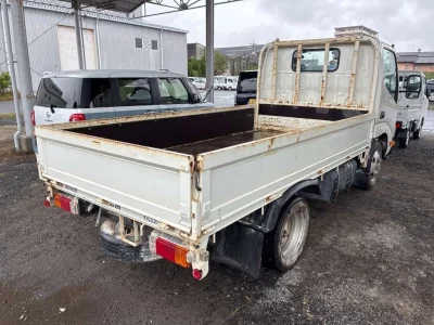 TOYOTA DYNA