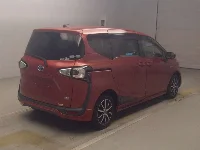 Цена авто Toyota Sienta с аукционов Японии, номер кузова NHP170G, пробег 119 000, оценка 8