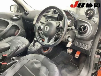 SMART FOURFOUR