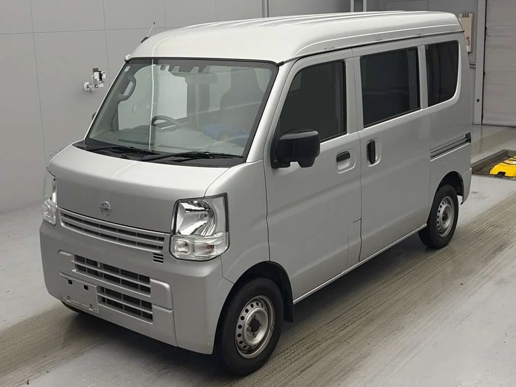 Nissan NV100 Clipper 2021