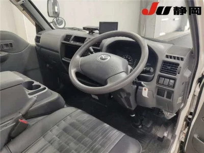 MAZDA BONGO VAN
