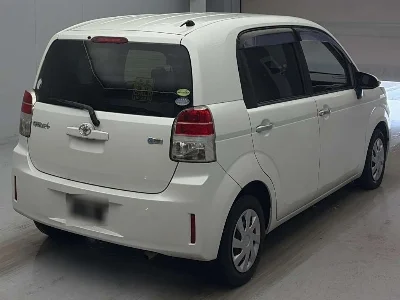 TOYOTA SPADE