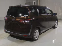 Цена авто Toyota Sienta с аукционов Японии, номер кузова NSP170G, пробег 67 000, оценка 8