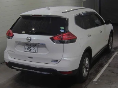 NISSAN X-TRAIL