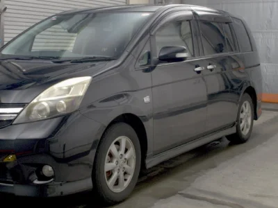 TOYOTA ISIS
