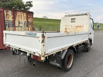 MITSUBISHI CANTER