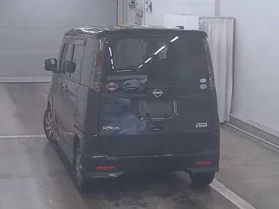 NISSAN ROOX