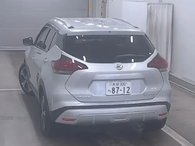 NISSAN KICKS