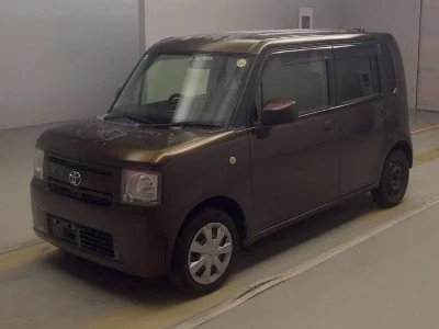 TOYOTA PIXIS SPACE