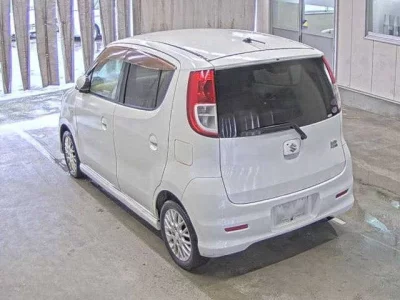 SUZUKI MRWAGON