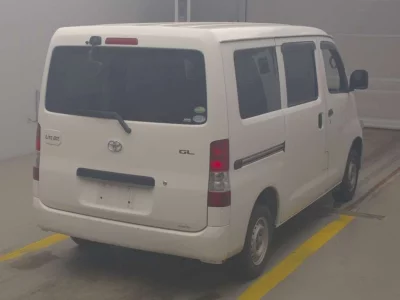 TOYOTA LITE ACE VAN