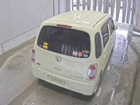 Цена авто Daihatsu Mira Cocoa с аукционов Японии, номер кузова L675S, пробег 182 000, оценка 6