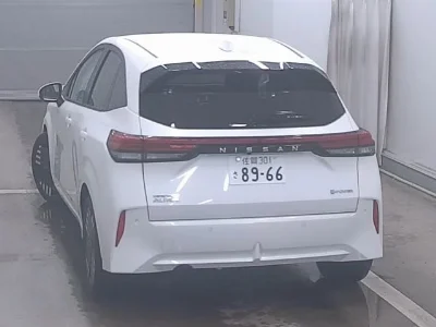 NISSAN AURA