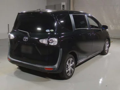 Статистика аукционов Toyota Sienta