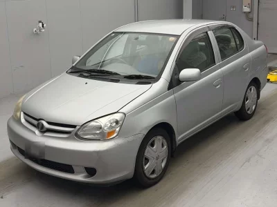 Toyota Platz