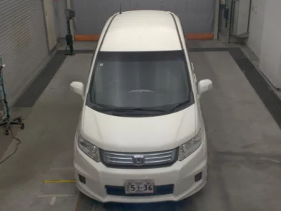 HONDA FREED SPIKE