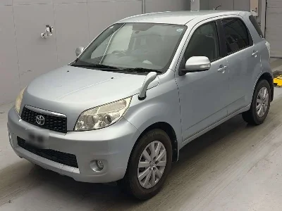 TOYOTA RUSH