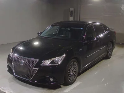 TOYOTA CROWN