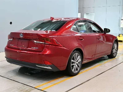 LEXUS IS