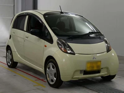 MITSUBISHI I