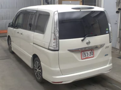 NISSAN SERENA