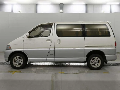 Toyota Hiace Regius