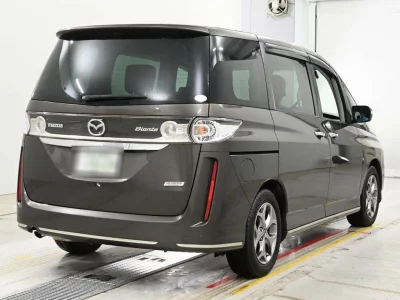 MAZDA BIANTE