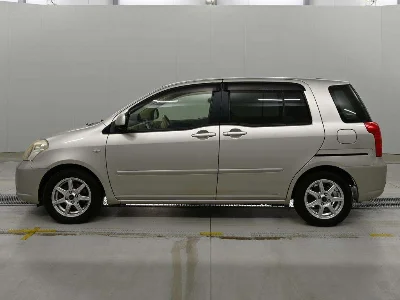 Toyota Raum