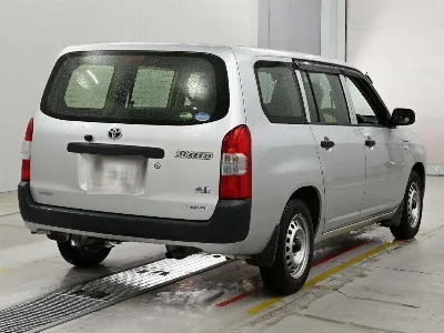 TOYOTA SUCCEED