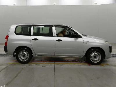 TOYOTA SUCCEED