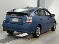 Цена авто Toyota Prius с аукционов Японии, номер кузова NHW20, пробег 89 000, оценка 6