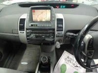 Цена авто Toyota Prius с аукционов Японии, номер кузова NHW20, пробег 89 000, оценка 6